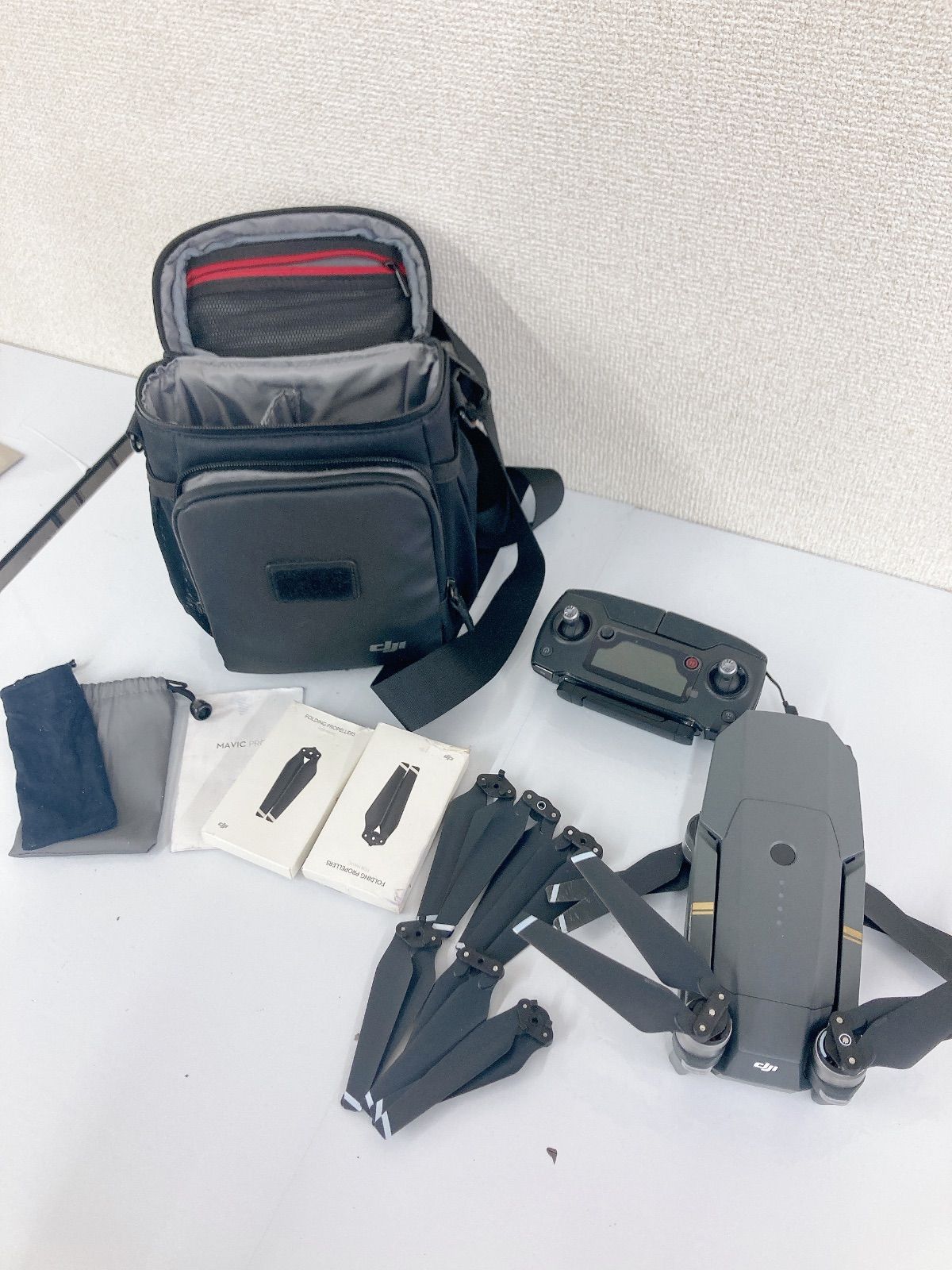 ＊ 通電未 DJI GL200A ドローン コントローラー | ケース劣化あり 電化製品 2
