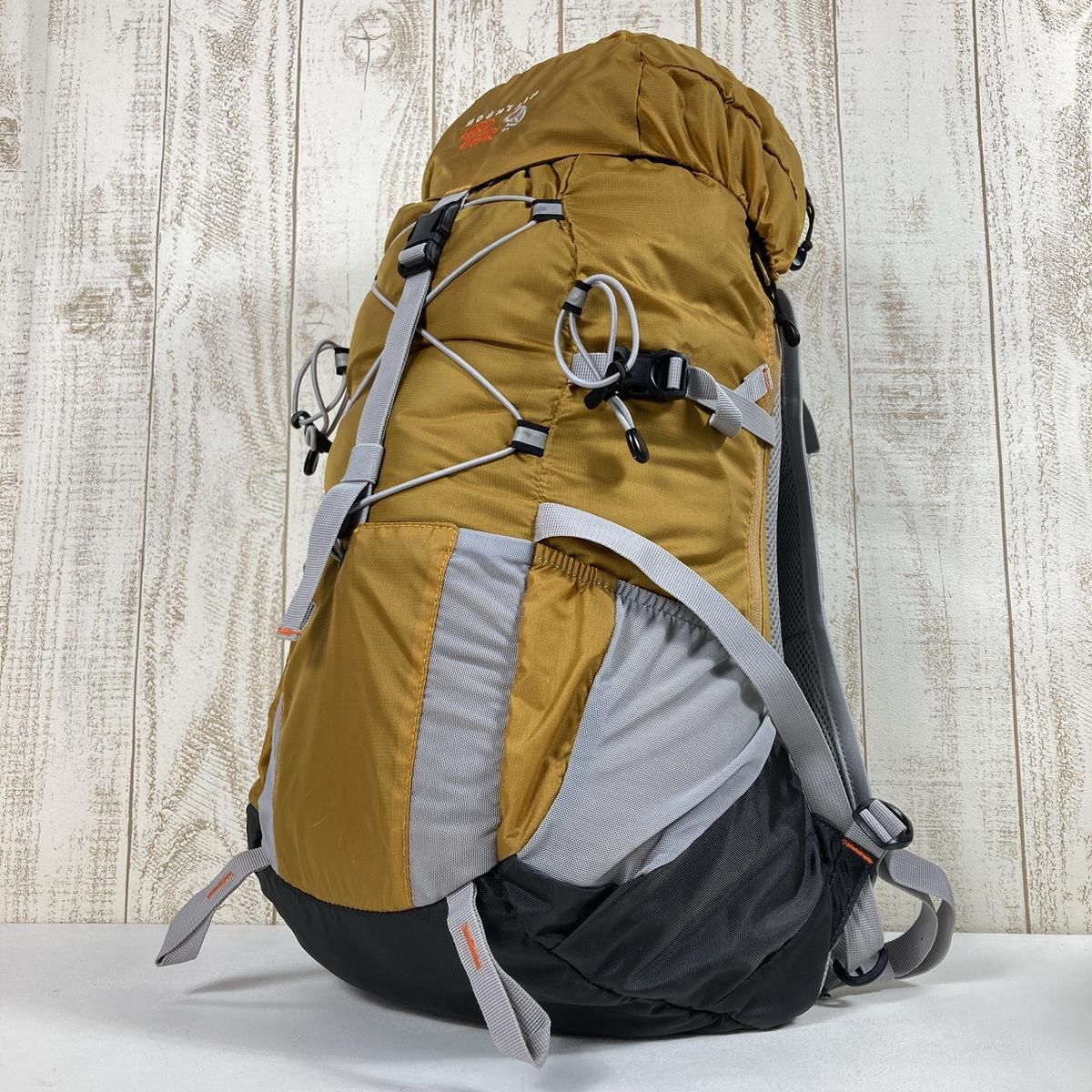 【OneSize オレンジ系】 Mountain Hardwear ( マウンテンハードウェア ) コア 18 Koa 18 ベストパック トレイルランニング ファストハイキング バックパック デイパック 生産終了モデル 入手困難 OE790