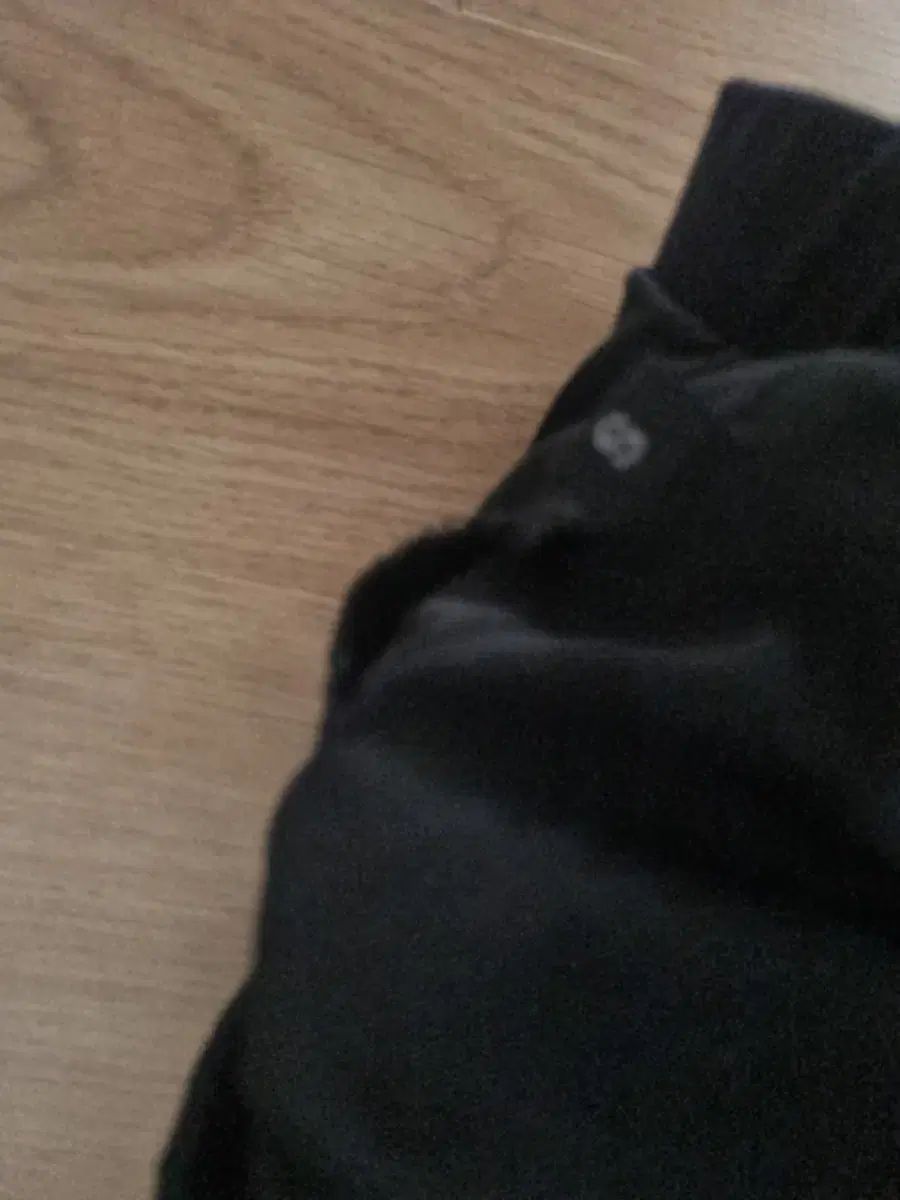 人気アイテム安い通販。 Lenique エトレイユ ブラック トップス スモール