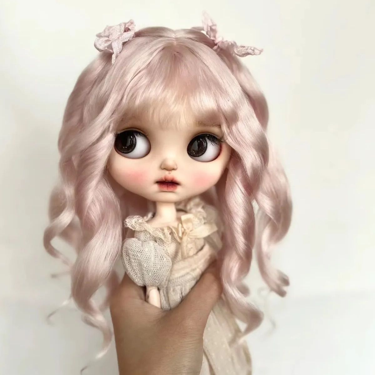 ブライス ウィッグ モヘアウィッグ 海外作家 ハーフアップ 桜色 【公式 