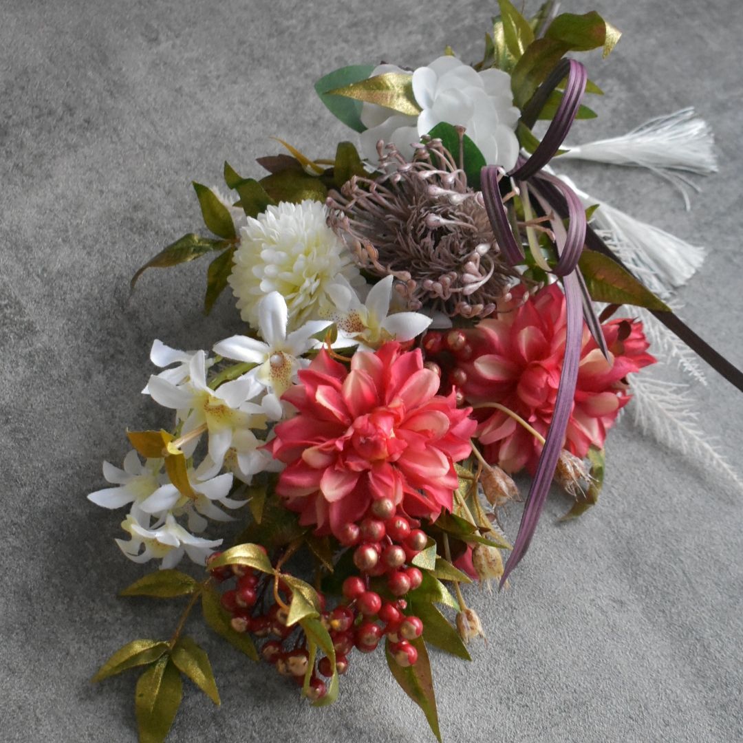 和モダン☆色鮮やかな紅白の和装ブーケ☆ウェディングブーケ☆前撮り☆造花 和モダン☆色鮮やかな紅白の和装ブーケ☆ウェディングブーケ☆前撮り