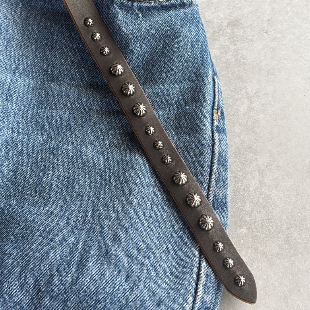 茶芯ナローベルト スタッズベルト ロングベルト 垂らすベルト メンズ