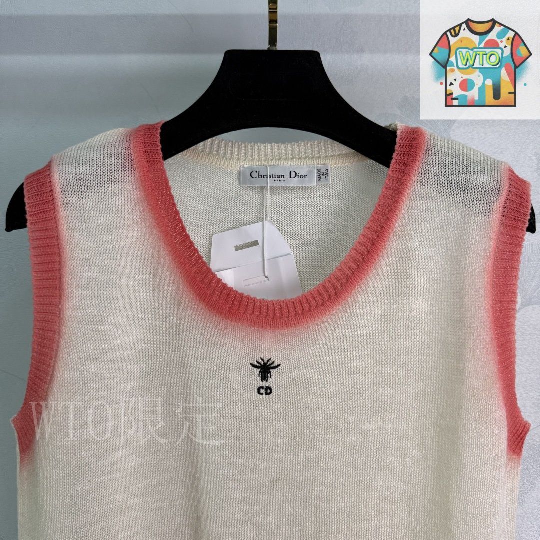 ◯ Christian Dior ニットベスト　薄手　CD刺繍ロゴ a9d9861c37c1e25ffcc22773ba758e