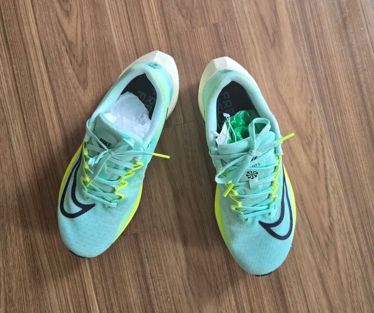 NIKE ナイキ ズーム フライ 5 ランニングシューズ