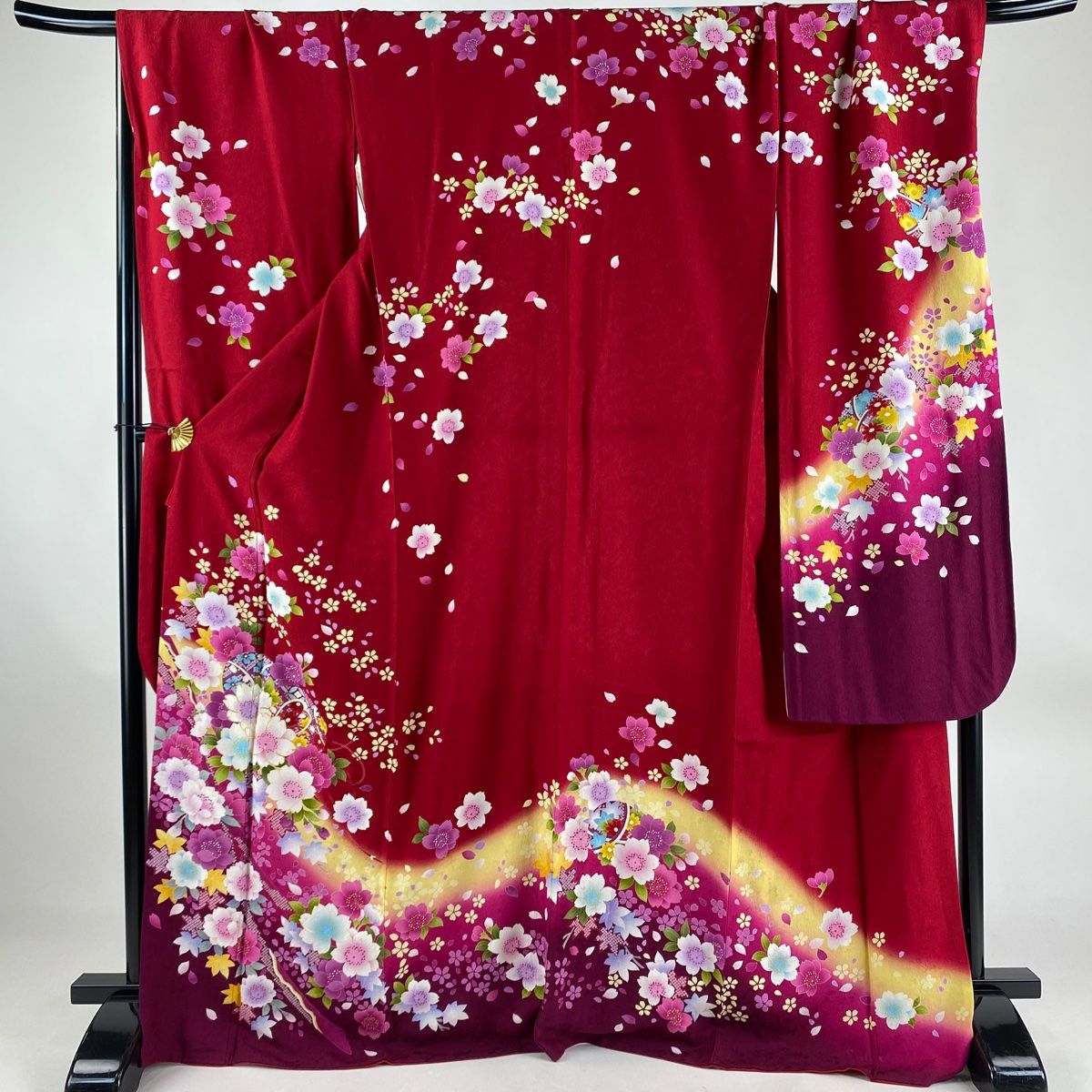 振袖 身丈170cm 裄丈73.5cm L 袷 桜 鞠 金糸 染め分け 赤 正絹 美品  