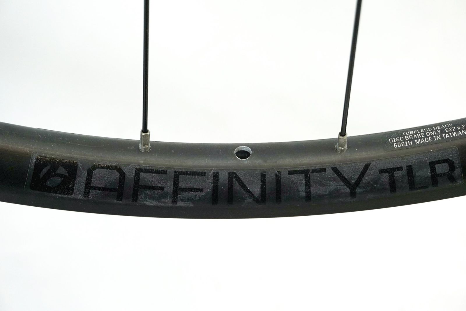 BONTRAGER 「ボントレガー」 AFFINITY TLR DISC シマノ11S ホイール