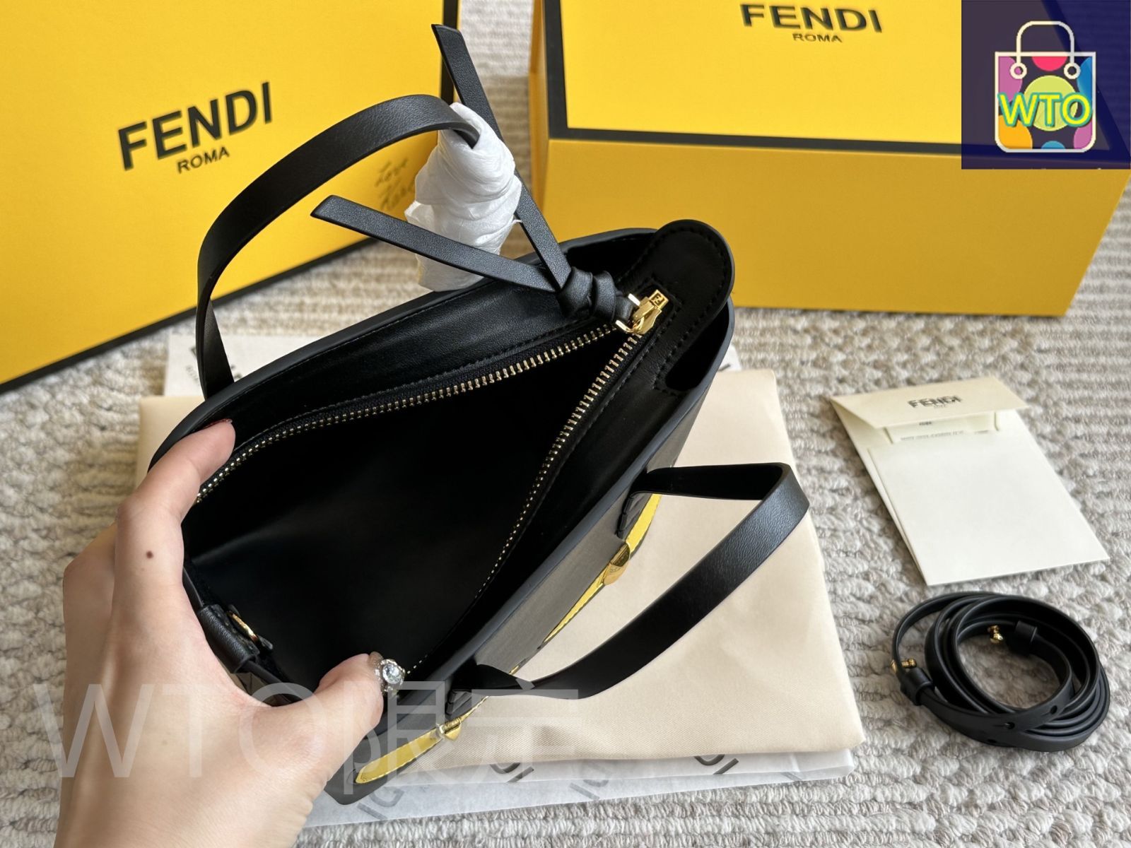 FENDI フェンディ バッグ トートバッグ FENDI フェンディ バッグ レディース 2WAY トートバッグ