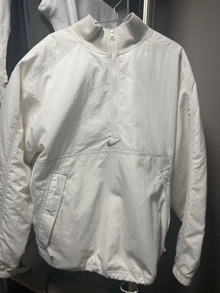 【雷市場（ポンジャン）商品韓国直送】 Nike(ナイキ） Supreme(シュプリーム) リップストップ L サイズ 出品