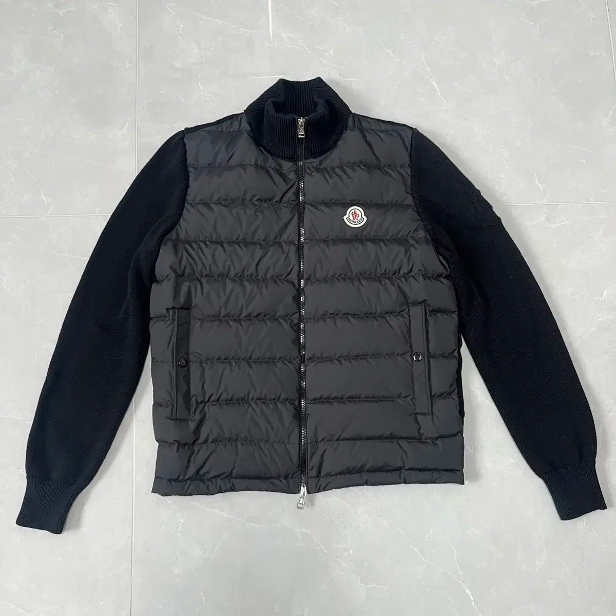 ダウンジャケット