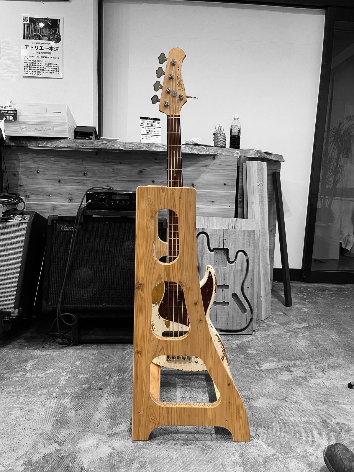 ｜無垢材ギタースタンドDIY組立キット