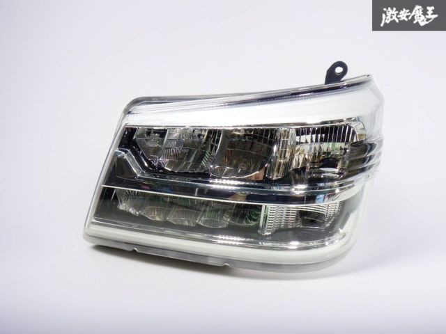 ダイハツ 純正 S500P S510P ハイゼットトラック ヘッドライト　左 ハイゼット S500P S510P 前期 ハイゼットトラック オールLED