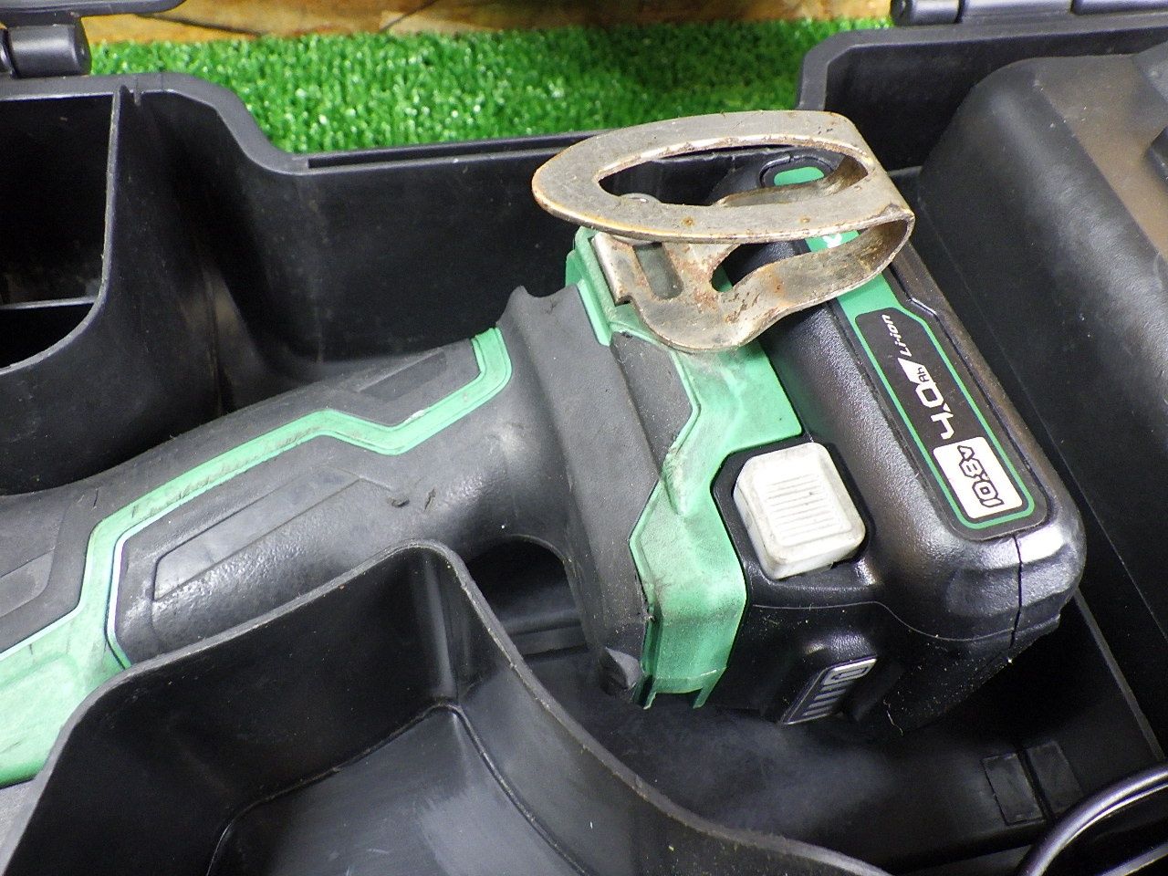 10.8V ドライバドリル