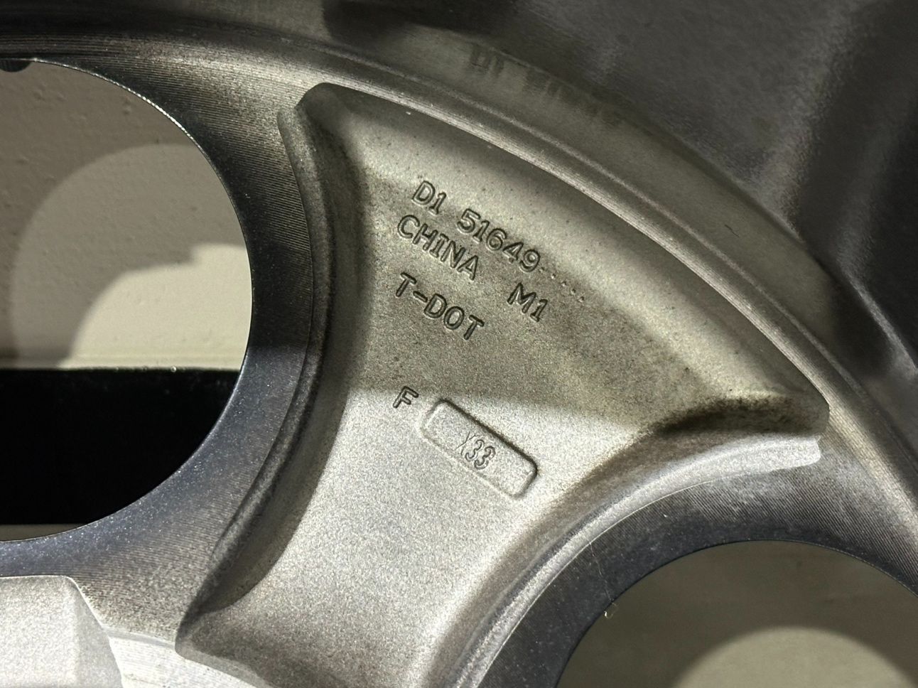 スタッドレスタイヤ ブリヂストン