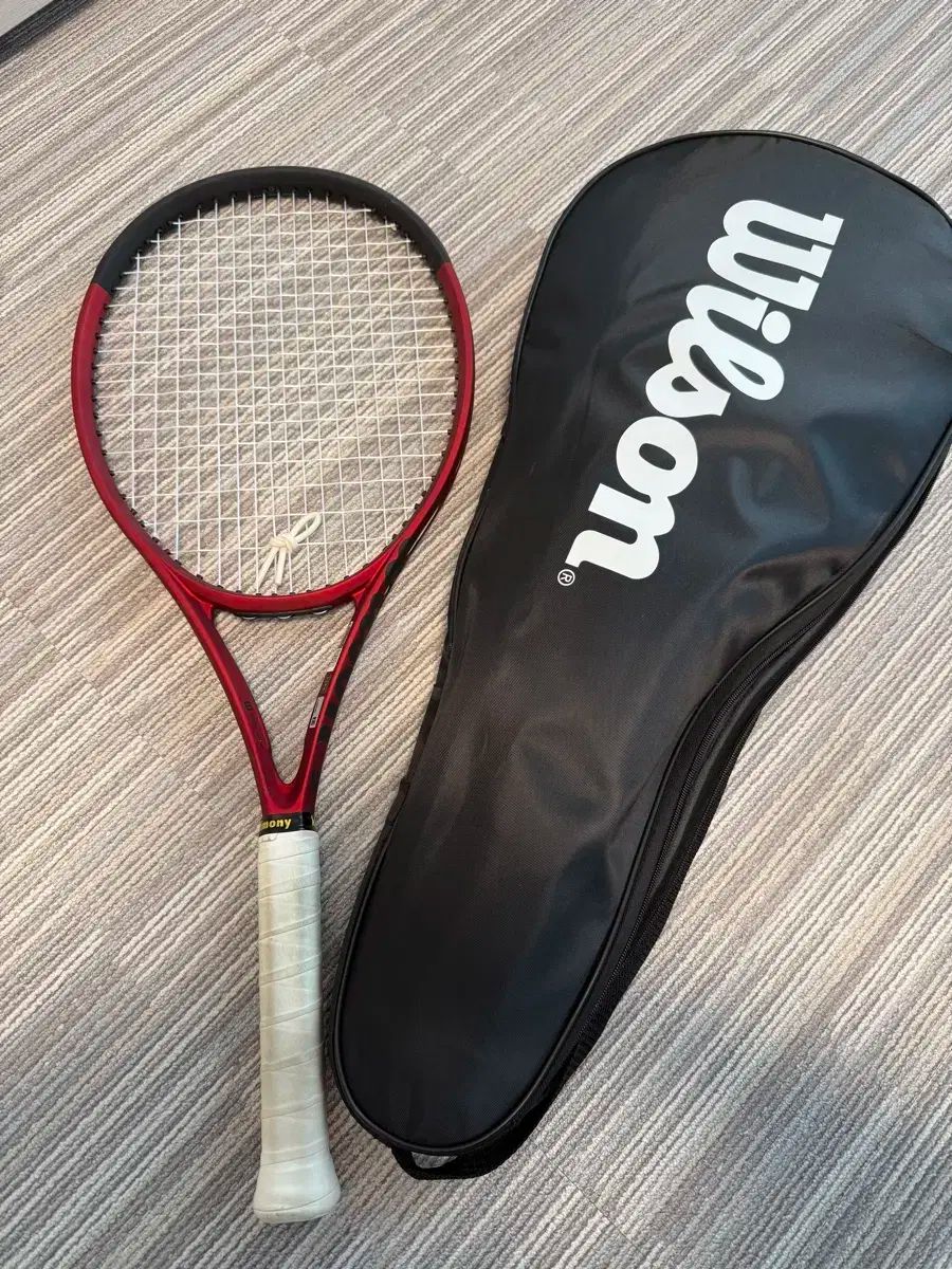 ウィルソン Wilson 衝突 100UL 1 グリップ テニス ラケット