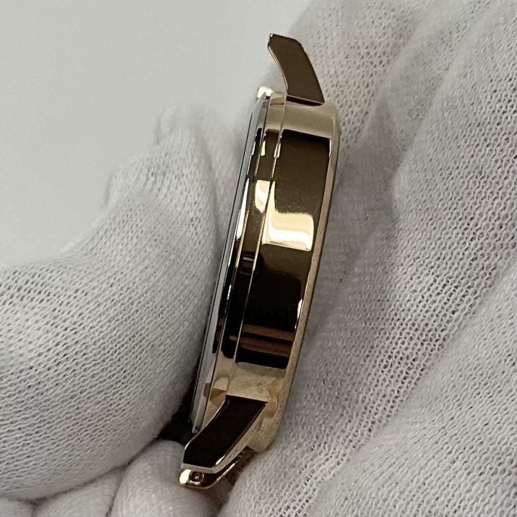 【1959年創業老舗時計店】オリビアバートン 腕時計 OB16RB24 1959年創業老舗時計店】オリビアバートン 腕時計 OB16RB24 腕時計