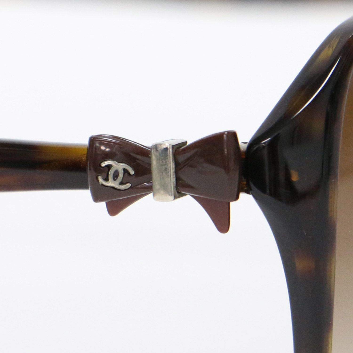 CHANEL シャネル サングラス / リボンモチーフ付き セルフレーム