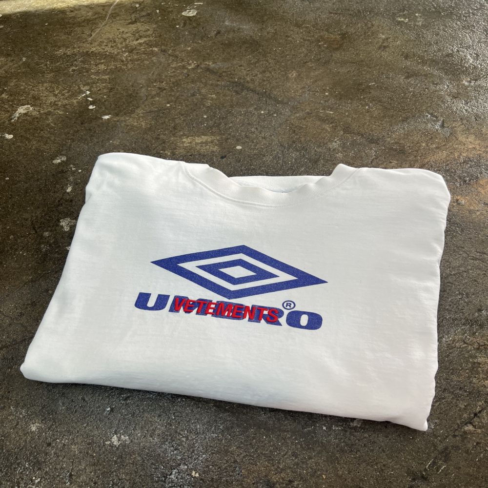 雷市場（ポンジャン）商品韓国直送】L umbro(アンブロ) X VETEMENTS