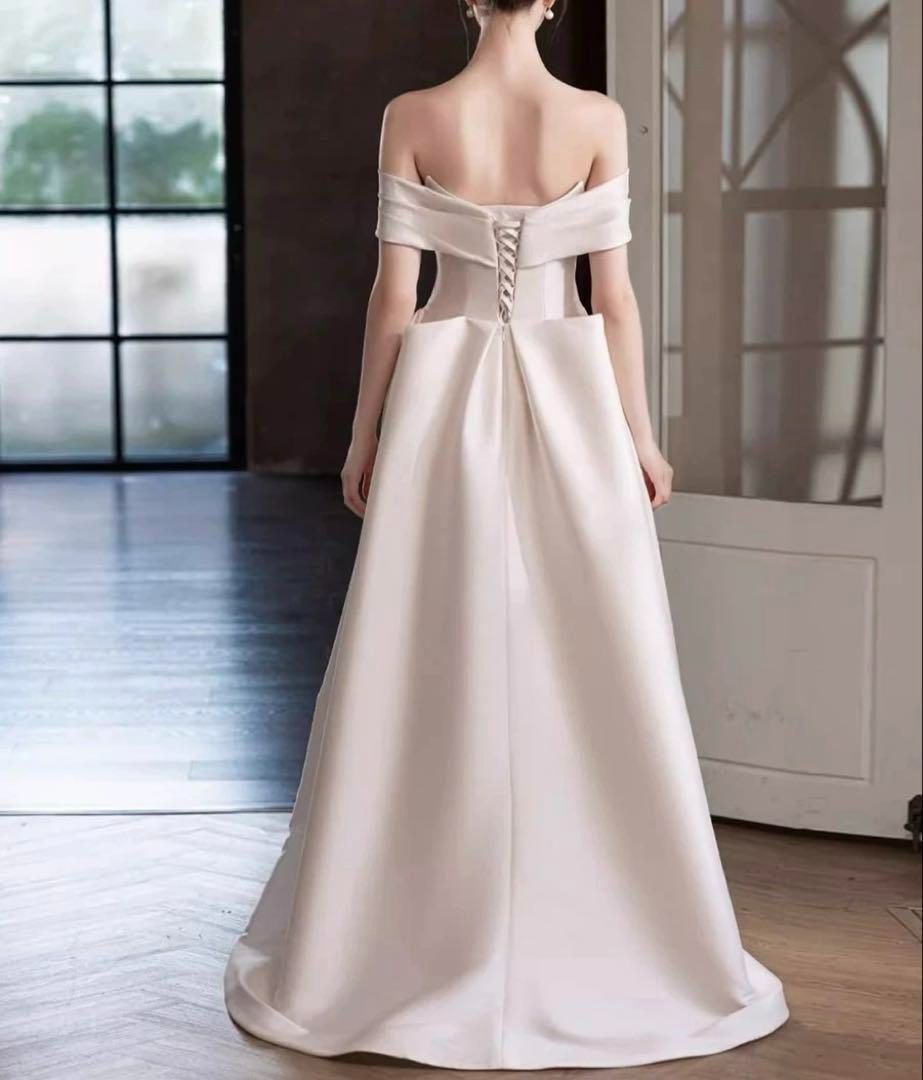 バイカラーのリボンが可愛い オフショル イブニングドレス バイカラーのリボンが可愛い オフショル イブニングドレス