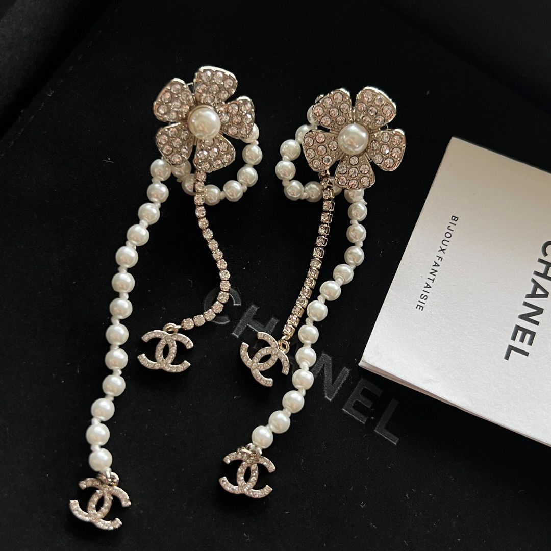 新品未使用 シャネル（Chanel）イヤリング カメリア パール 925 