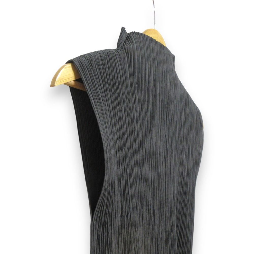 【美品】ISSEY MIYAKE FETE トップス 美品 ISSEY MIYAKE FETE イッセイミヤケフェット プリーツ