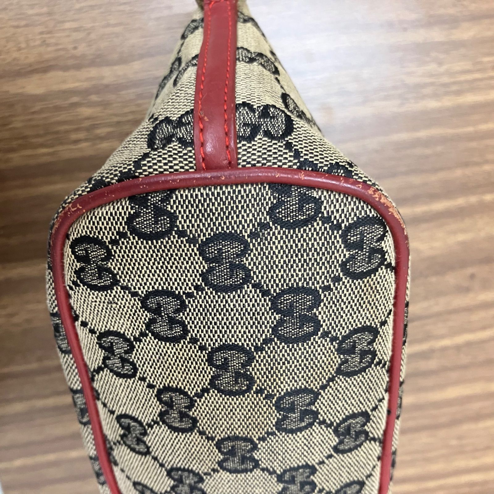 GUCCI アクセサリーポーチ GG ハンドバッグ キャンバス 赤 金具 ◎GUCCI グッチ アクセサリーポーチ GGキャンパス 舟形 0391103