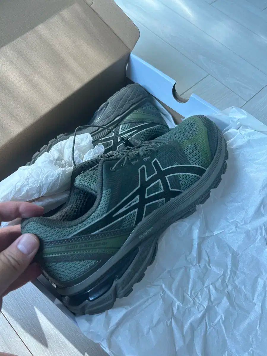 アシックス サンサンギアー 270ですが 260 265もよく合う OLIVEOS_COM_TR