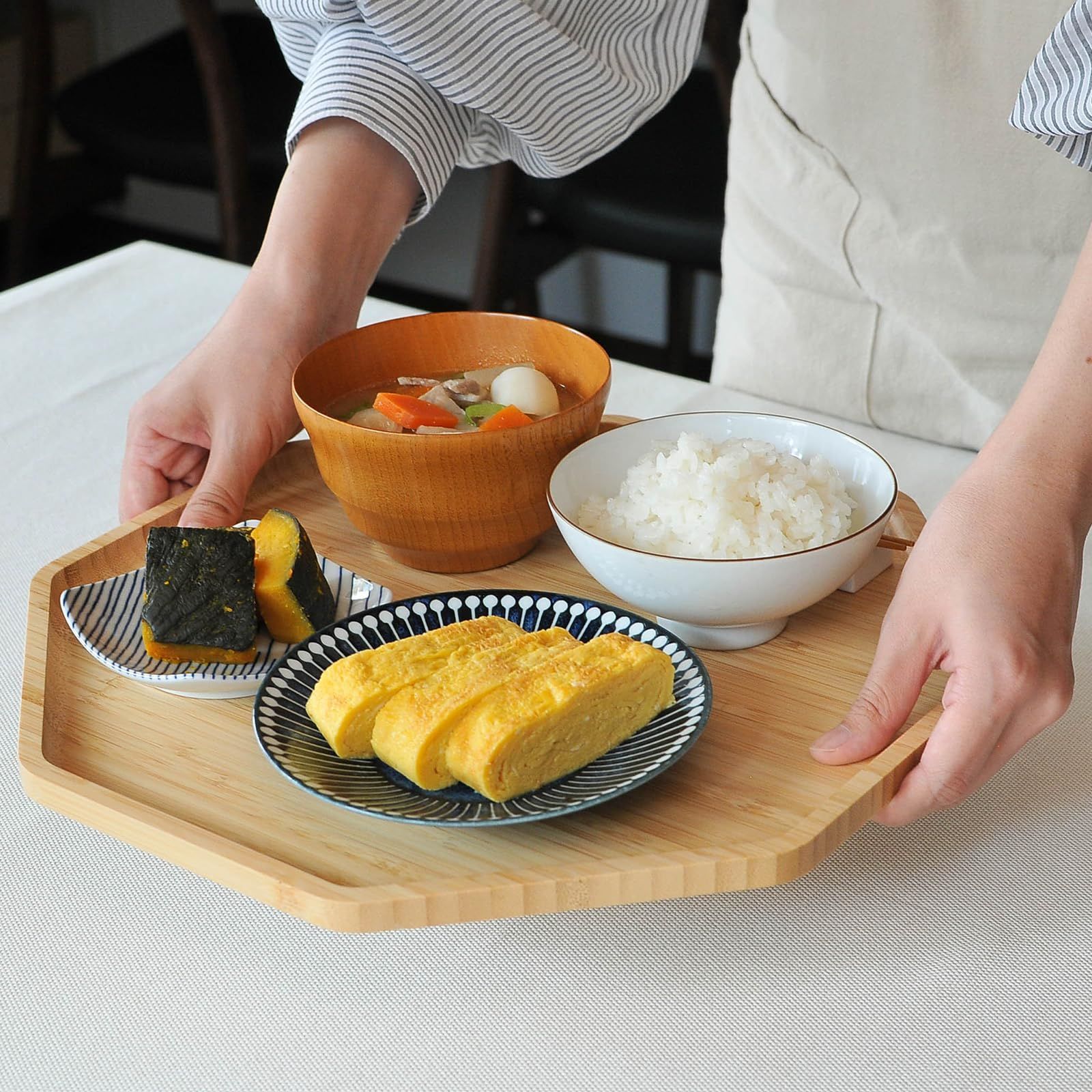 お盆 トレイ トレー おしゃれ 業務用 お正月 食洗機対応 木製 盆 北欧 小物収納 ｜半月盆 カフェトレー プラスチック 食事トレー 箱入り