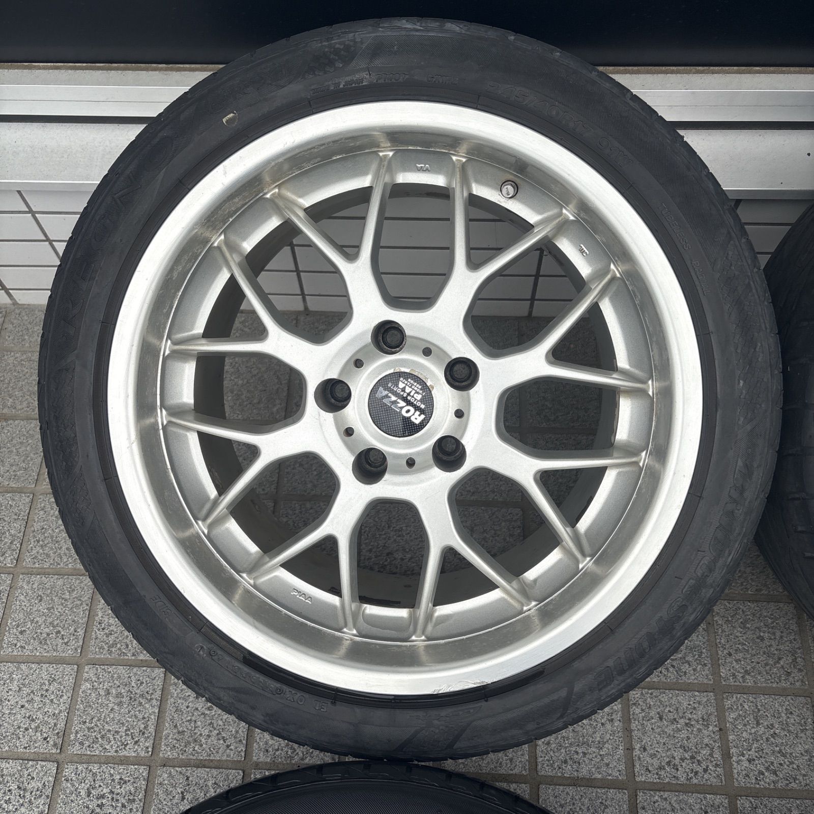 225|45r17