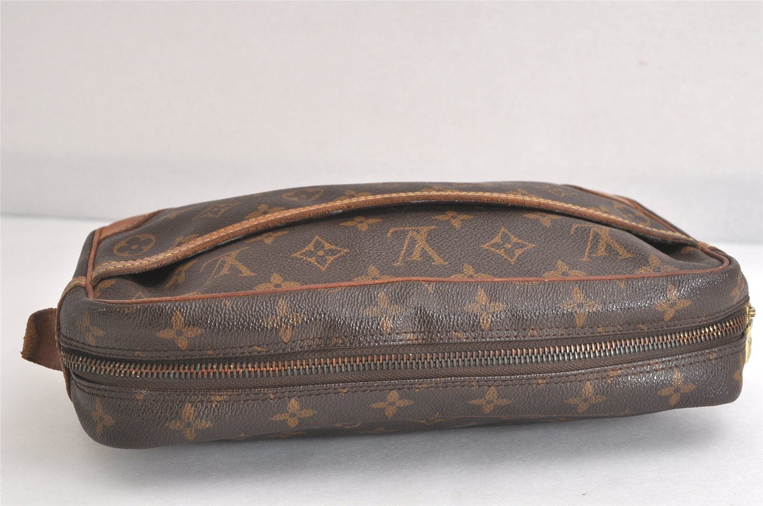 M58 ルイヴィトン　モノグラム　ハンドバッグ　クラッチバッグ org.jpg
