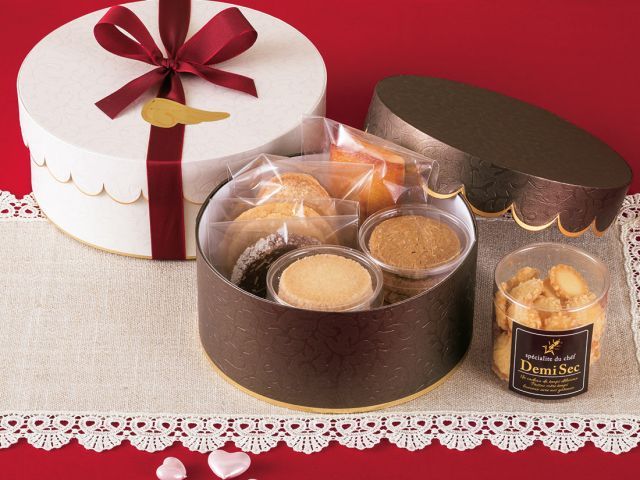 ブレスレット ギフト箱エクロール14 ブラウン お探しの商品を格安ゲット!