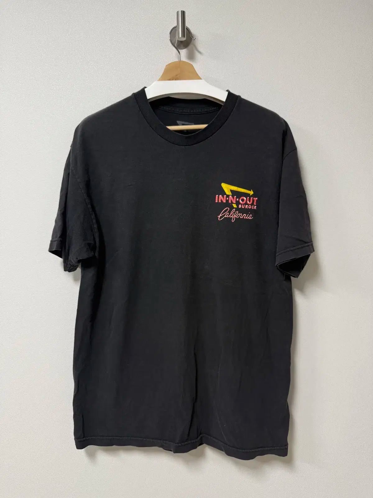 VINTAGE イン アンド アウト IN ー N OUT 半袖Tシャツ L