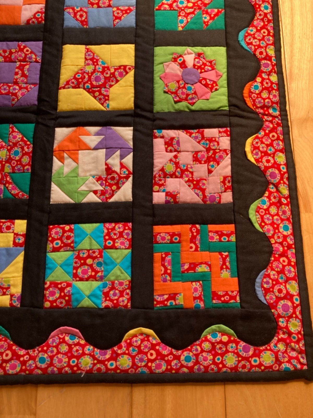 パッチワーク　タペストリー　和柄 和布パターンのタペストリー - パッチワーク・ウェンディーズ