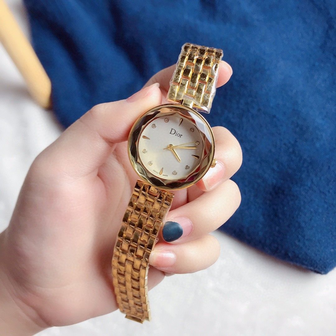 今日 DIOR のファッションアイテム -WTO輸入3