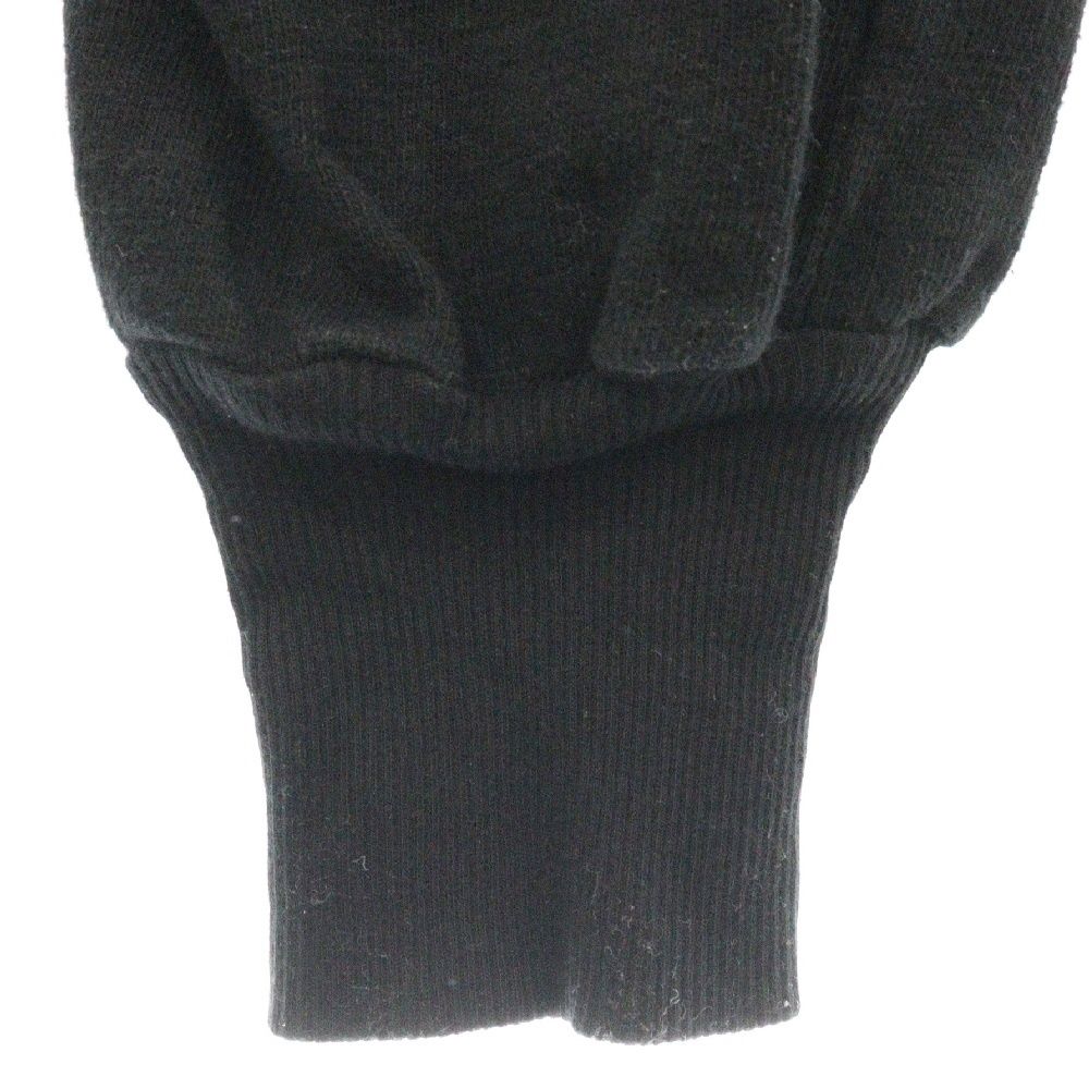 16AW Prisoner