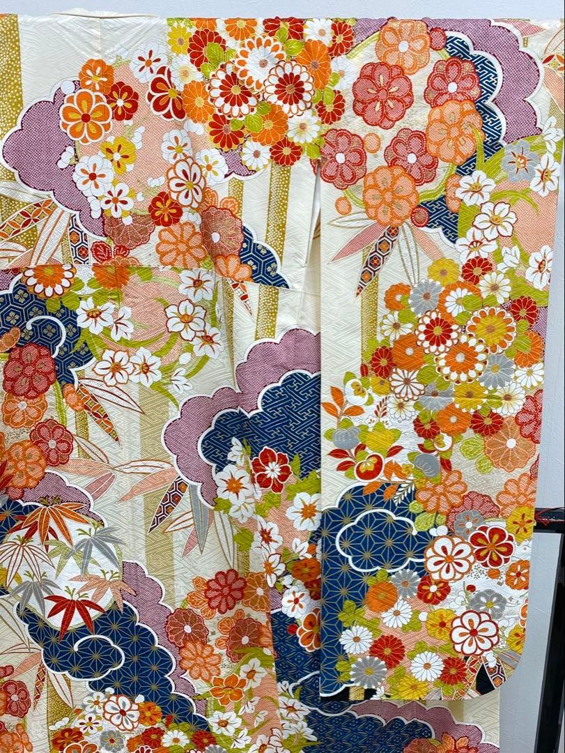 振袖 豪華 刺繍 金彩 身丈162cm 撥水加工済 - メルカリ