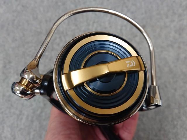 未使用品】 ダイワ 20ソルティガ 8000-P スピニングリ－ル SALTIGA