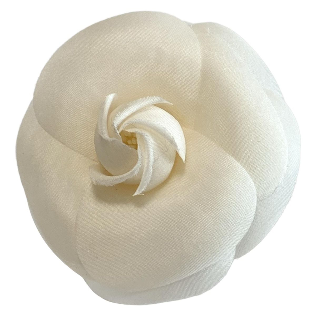 CHANEL フラワーコサージュ クリーム色 ベージュ 黄色 美品 シャネル CHANEL フラワーコサージュ クリーム色 ベージュ 黄色 美品 シャネル