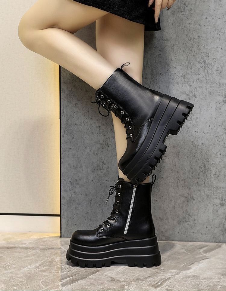 ブラックデザイン厚底ブーツ ゴシック ロック系 Y2K 地雷系