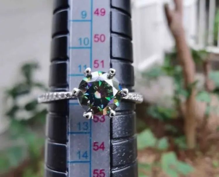 天然 モザン 緑 ダイヤモンド 指輪 リング - メルカリ