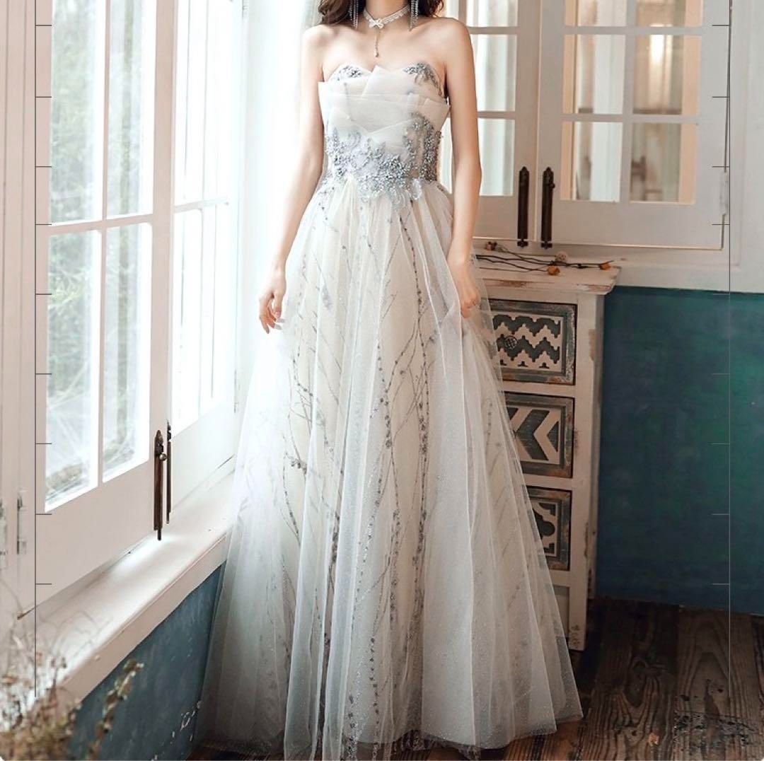 小花柄の様な可愛いデザインのベア イブニングドレス?.? - メルカリ