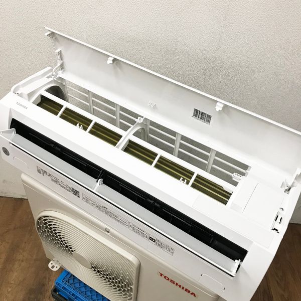 東芝 【引取希望・配送要相談】東芝/TOSHIBA ルームエアコン 2.2kW 6畳 
