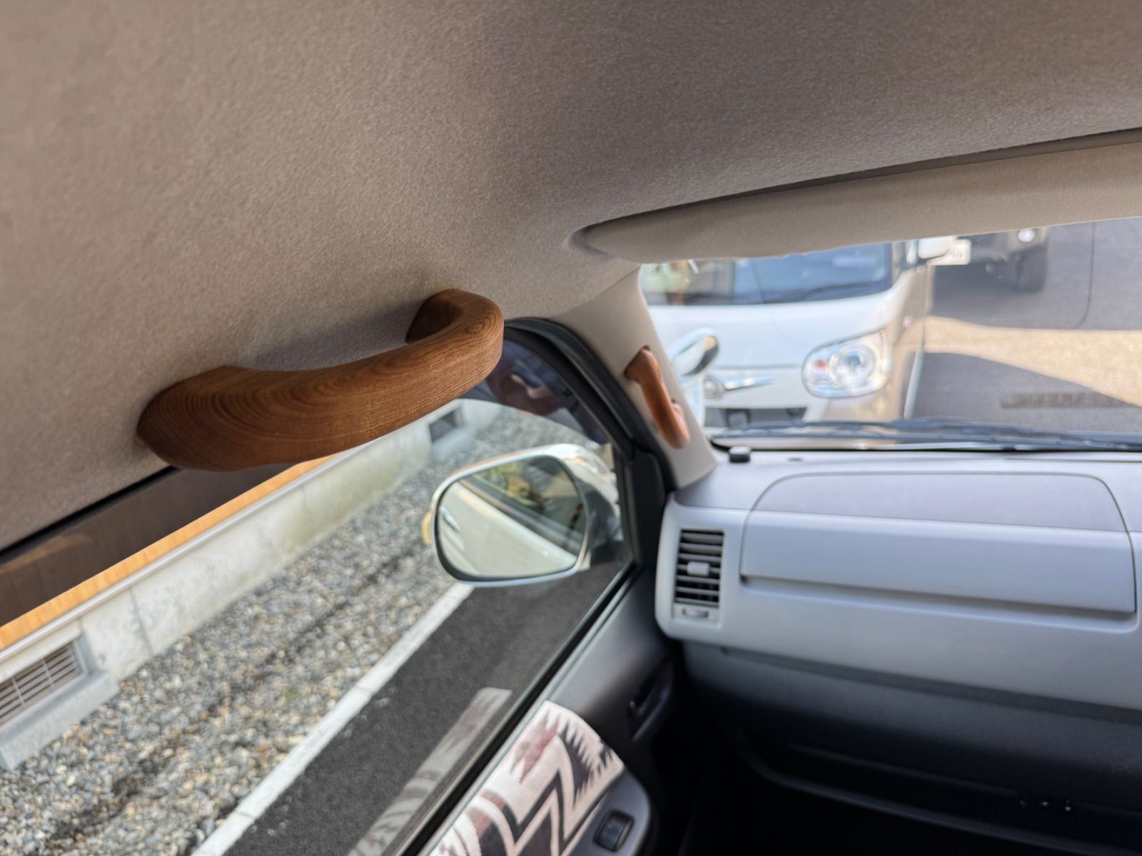 木製アシストグリップ