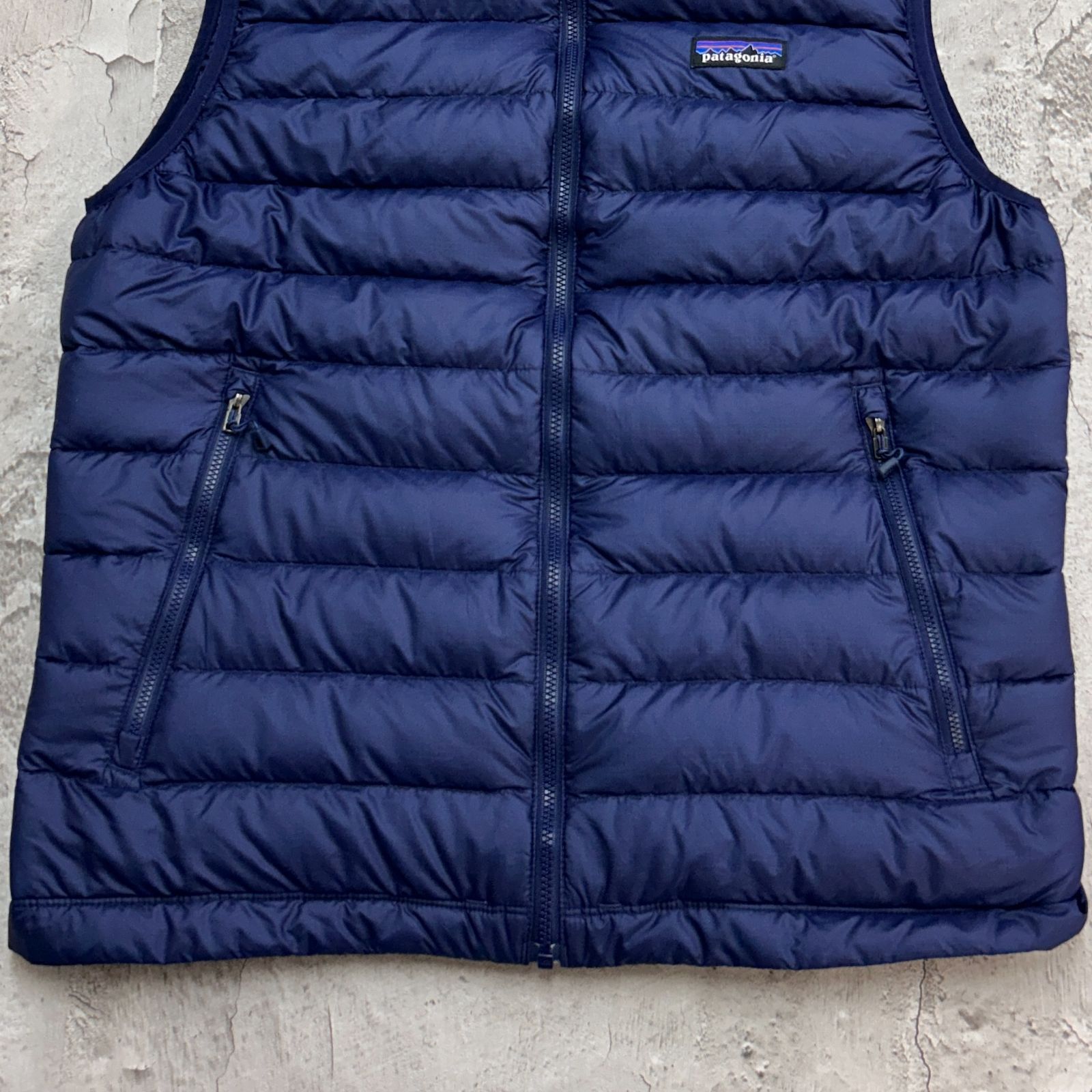 パタゴニア ダウンセーターベスト ネイビー patagonia ダウンベスト