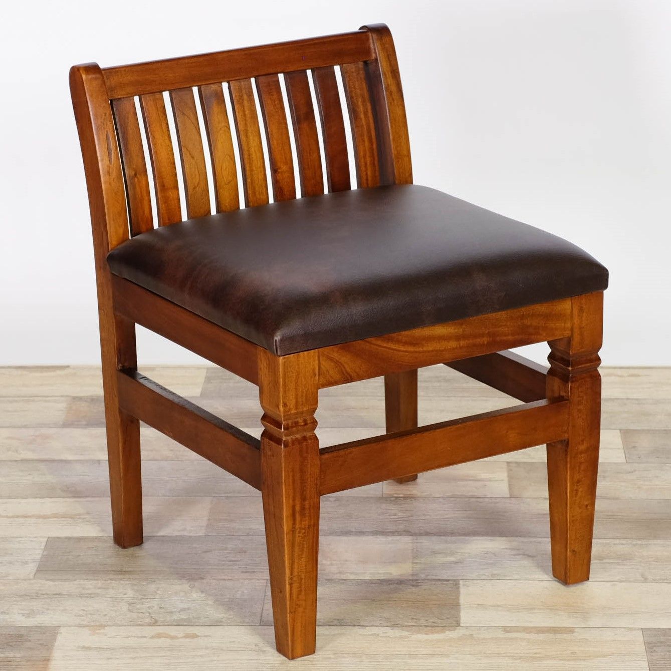 希少 アジアン デスク チェア 勉強机 机 イス コロニアル カフェ cafe テーブル 書斎 部屋 インテリア リビング バリ アジア ハワイ ハワイアン アンティーク ビンテージ カントリー 収納 引き出し 小物入れ 天然木 マホガニー 木製 リビング 海外限定。