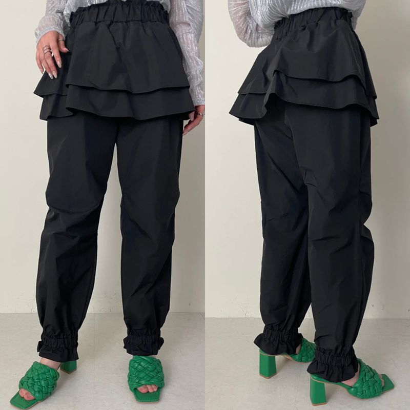 ⭐︎美品⭐︎DOLLUPOOPS ティアードフリル付きギャザーワークパンツ DOLLUPOOPS】ティアードフリル付きギャザーワークパンツ - メルカリ