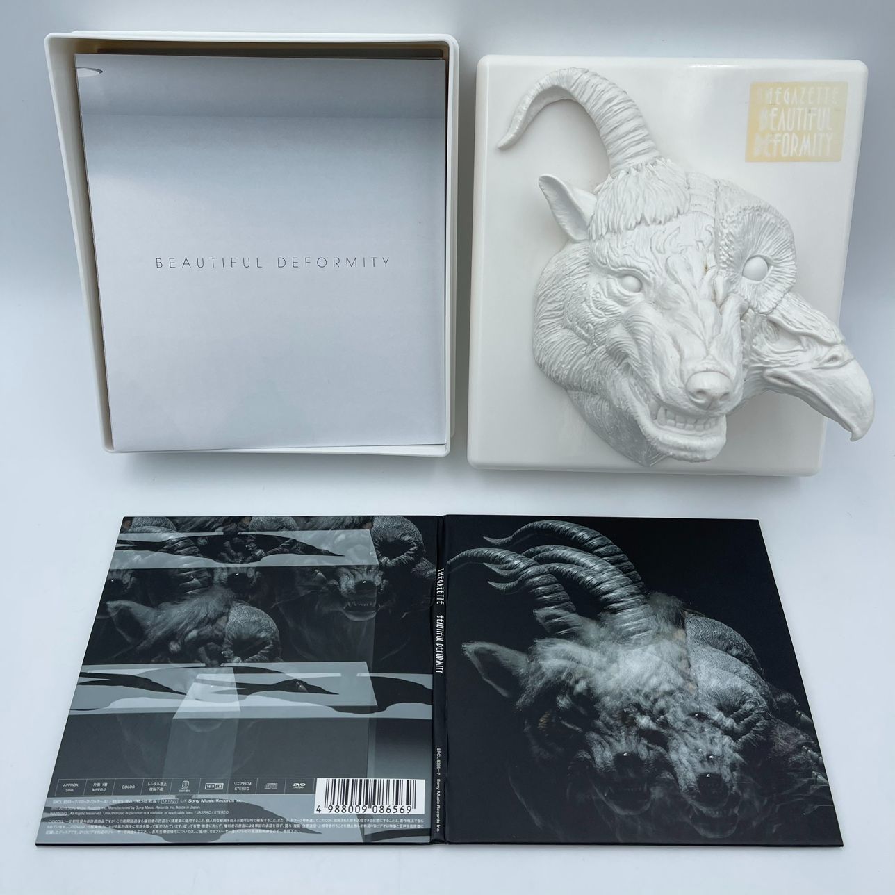 the GazettE Beautiful Deformity Limited Edition CD DVD 3D