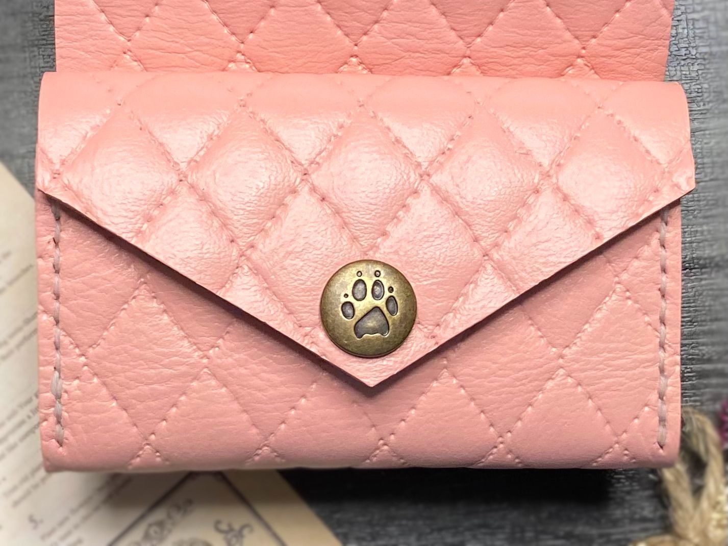 ❤【新作♪】【可愛さ×高級感♪】お洒落可愛い猫モチーフの総本革