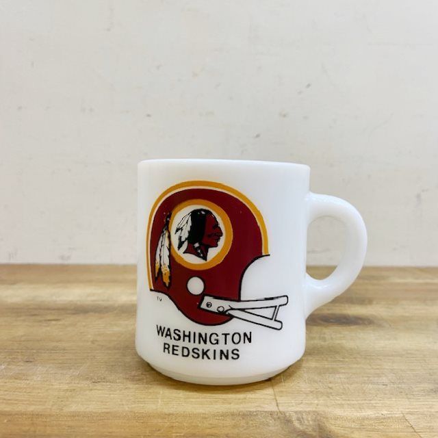 アメリカ ヴィンテージ ミルクガラス マグ ワシントンレッドスキンズ アメリカン雑貨 食器 インテリア ディスプレイ B 5173
