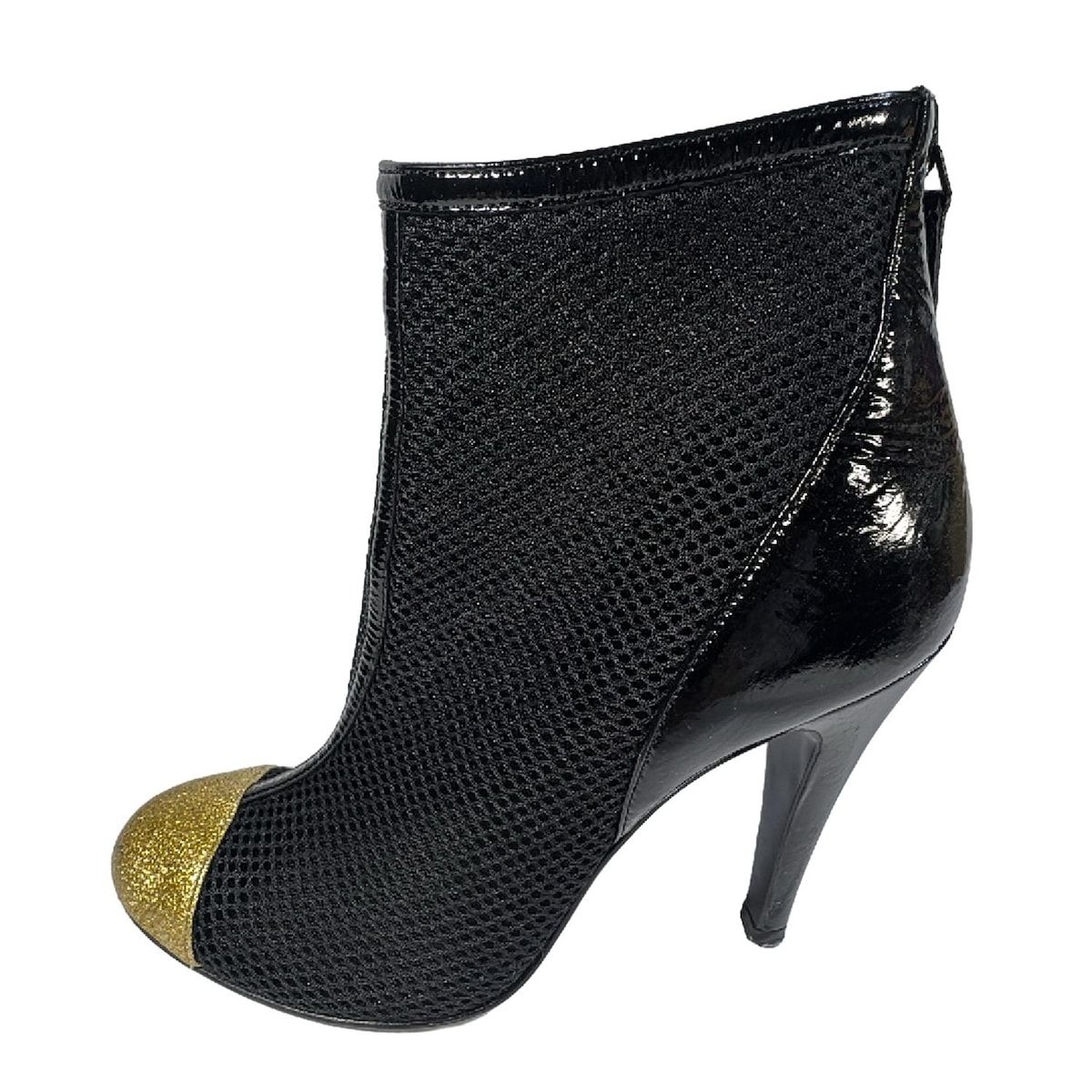CHANEL シャネル ショートブーツ 37 レディース - G26678 黒×ゴールド メッシュ レザー