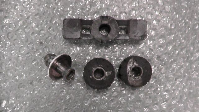 XLX250R　MD08-1003xxx　の　タンクラバー:#1727404281